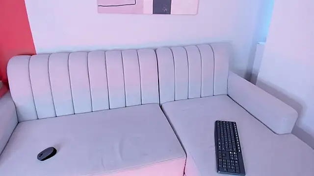 Snapshot of marie_bass chatting on 20, 10, 2025 marie bass online show from 20, 10, 2025