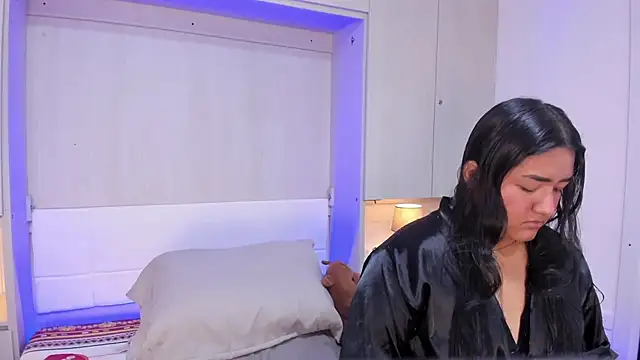 LilyWhitney online show from 20, 11, 2025