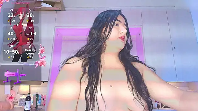 Snapshot of LilyWhitney chatting on 19, 7, 2026 LilyWhitney online show from 19, 7, 2026