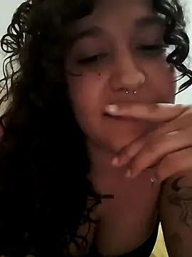 Nuria77 online show from 8, 11, 2025