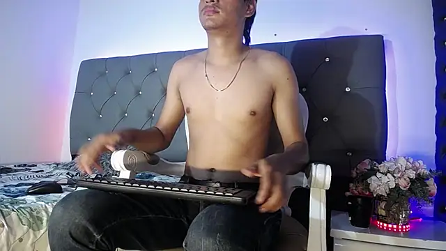 Charlie Cock  online show from 16, 10, 2025