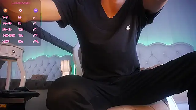 Charlie Cock  online show from 3, 12, 2025