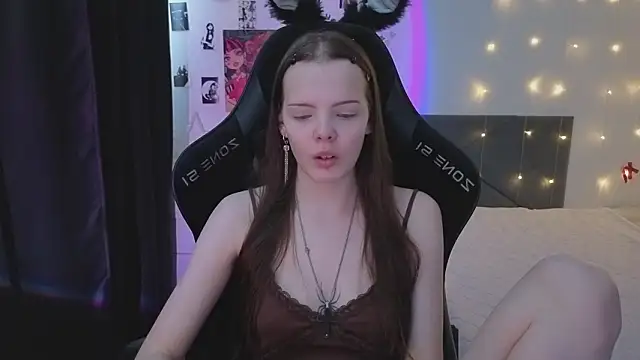 Luna Navy online show from 17, 2, 2026