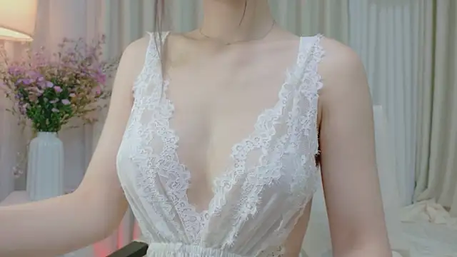 Snapshot of Vessi-babe chatting on 5, 6, 2026 Vessi-babe online show from 5, 6, 2026
