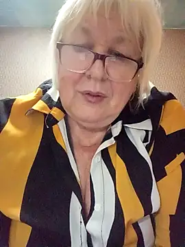 Alexia64231 online show from 25, 10, 2025