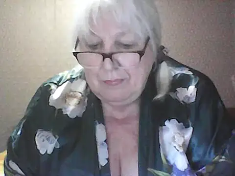 Alexia64231 online show from 11, 5, 2026