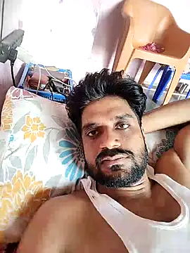 Snapshot of bhabhi_lover11122 chatting on 29, 9, 2025 bhabhi lover11122 online show from 29, 9, 2025