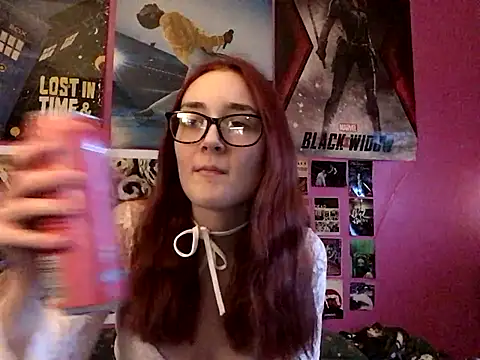 Snapshot of ivysplayhouse chatting on 20, 9, 2025 ivysplayhouse online show from 20, 9, 2025