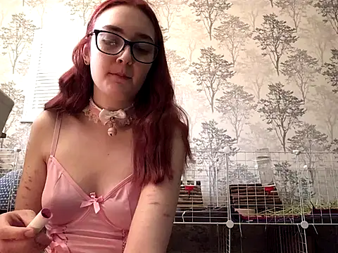 Snapshot of ivysplayhouse chatting on 21, 9, 2025 ivysplayhouse online show from 21, 9, 2025
