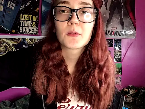 Snapshot of ivysplayhouse chatting on 4, 10, 2025 ivysplayhouse online show from 4, 10, 2025
