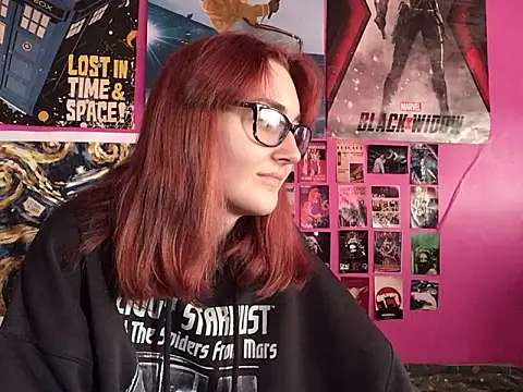 Snapshot of ivysplayhouse chatting on 11, 10, 2025 ivysplayhouse online show from 11, 10, 2025