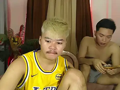 Snapshot of hot_emman chatting on 24, 4, 2026 hot emman online show from 24, 4, 2026