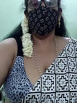 Snapshot of sweet-lotus chatting on 12, 9, 2025 sweet-lotus online show from 12, 9, 2025