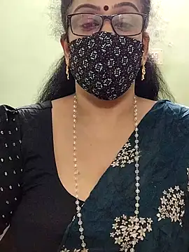 Snapshot of sweet-lotus chatting on 18, 9, 2025 sweet-lotus online show from 18, 9, 2025