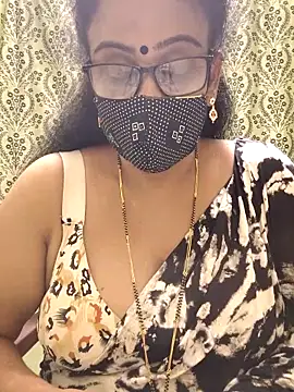 Snapshot of sweet-lotus chatting on 26, 9, 2025 sweet-lotus online show from 26, 9, 2025