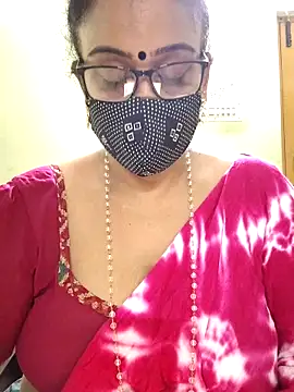 Snapshot of sweet-lotus chatting on 14, 10, 2025 sweet-lotus online show from 14, 10, 2025