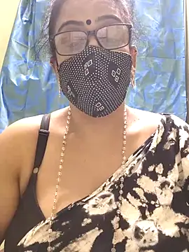 Snapshot of sweet-lotus chatting on 6, 11, 2025 sweet-lotus online show from 6, 11, 2025