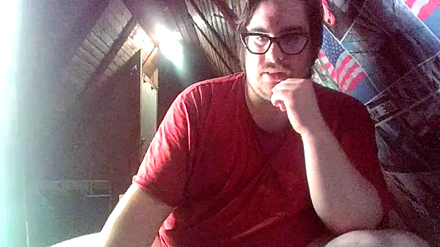 Snapshot of chubbyDavid1998 chatting on 8, 11, 2025 chubbyDavid1998 online show from 8, 11, 2025