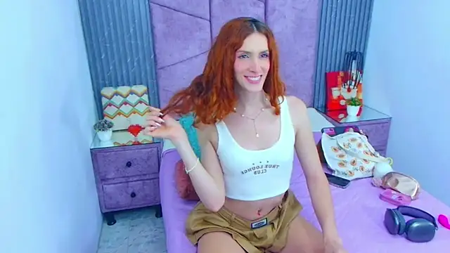 Emma Lodge online show from 28, 11, 2025