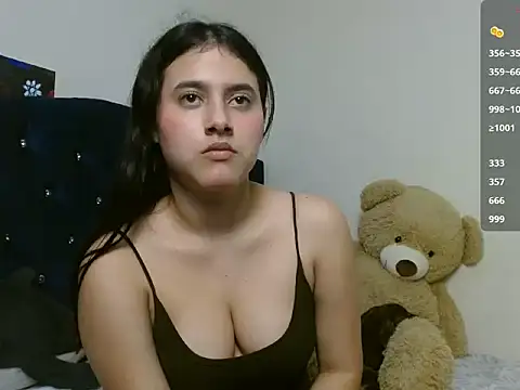 Snapshot of vikysexy283 chatting on 7, 11, 2025 vikysexy283 online show from 7, 11, 2025