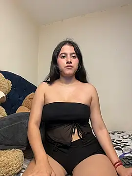 Snapshot of vikysexy283 chatting on 10, 11, 2025 vikysexy283 online show from 10, 11, 2025