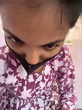 Snapshot of Sandhya_77 chatting on 19, 9, 2025 Sandhya 77 online show from 19, 9, 2025