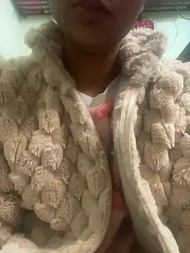 Snapshot of Sandhya_77 chatting on 12, 11, 2025 Sandhya 77 online show from 12, 11, 2025