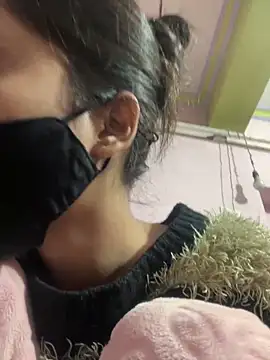 Snapshot of Sandhya_77 chatting on 16, 12, 2025 Sandhya 77 online show from 16, 12, 2025