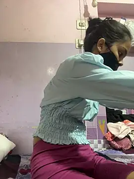 Snapshot of Sandhya_77 chatting on 9, 4, 2026 Sandhya 77 online show from 9, 4, 2026