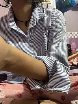 Snapshot of Sandhya_77 chatting on 12, 4, 2026 Sandhya 77 online show from 12, 4, 2026