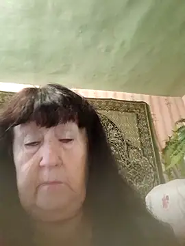 CrystalLime6411 online show from 28, 10, 2025