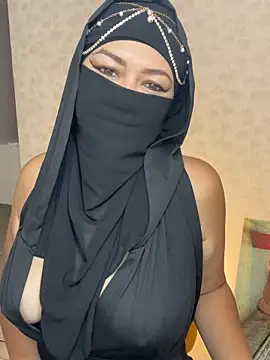 Snapshot of Amyraa_ chatting on 8, 9, 2025 Amyraa online show from 8, 9, 2025