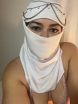 Snapshot of Amyraa_ chatting on 22, 11, 2025 Amyraa online show from 22, 11, 2025