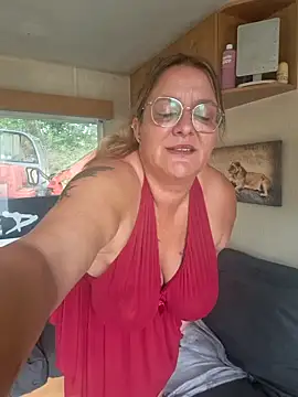 Snapshot of Misspapillon1840 chatting on 20, 9, 2025 Misspapillon1840 online show from 20, 9, 2025