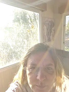 Snapshot of Misspapillon1840 chatting on 22, 11, 2025 Misspapillon1840 online show from 22, 11, 2025