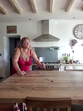 Snapshot of Misspapillon1840 chatting on 1, 12, 2025 Misspapillon1840 online show from 1, 12, 2025