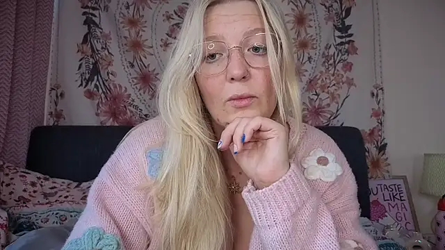 Snapshot of Daisyxoxo_ chatting on 16, 10, 2025 Daisyxoxo  online show from 16, 10, 2025