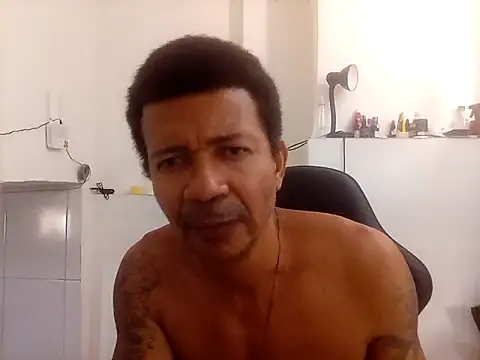 Snapshot of moreno25centimetro chatting on 17, 9, 2025 moreno25centimetro online show from 17, 9, 2025