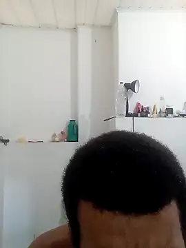 Snapshot of moreno25centimetro chatting on 18, 9, 2025 moreno25centimetro online show from 18, 9, 2025