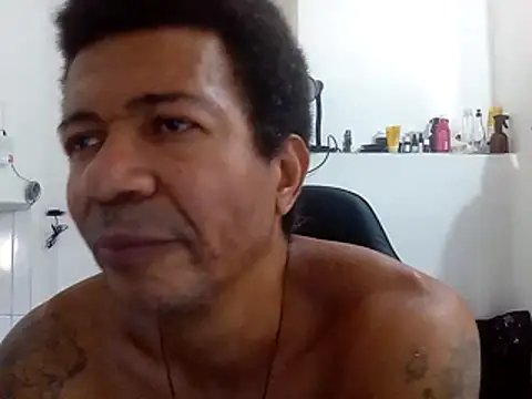 Snapshot of moreno25centimetro chatting on 28, 10, 2025 moreno25centimetro online show from 28, 10, 2025