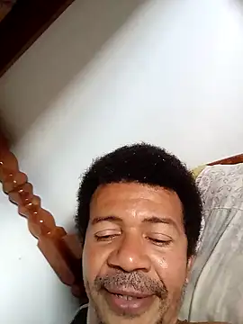 Snapshot of moreno25centimetro chatting on 24, 11, 2025 moreno25centimetro online show from 24, 11, 2025