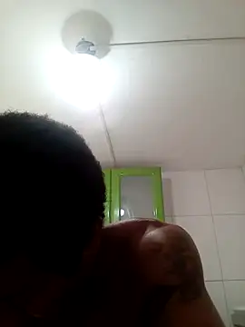 Snapshot of moreno25centimetro chatting on 15, 12, 2025 moreno25centimetro online show from 15, 12, 2025