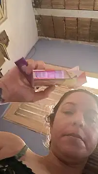 Snapshot of bibi_perigoBr chatting on 2, 10, 2025 bibi perigoBr online show from 2, 10, 2025