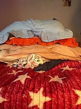 Snapshot of Fresi_blonde chatting on 7, 7, 2026 Fresi blonde online show from 7, 7, 2026