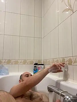 Snapshot of LuckyGirlfriends chatting on 11, 11, 2025 LuckyGirlfriends online show from 11, 11, 2025