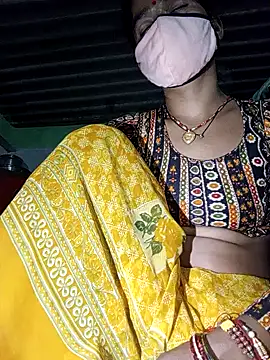 MISS LOVE 001 online show from 25, 10, 2025