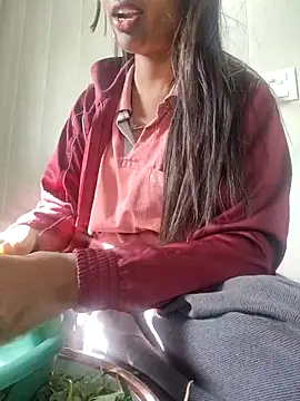 Snapshot of Radhika_01 chatting on 16, 12, 2025 Radhika 01 online show from 16, 12, 2025