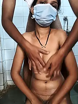 Snapshot of Shivani2002 chatting on 11, 9, 2025 Shivani2002 online show from 11, 9, 2025