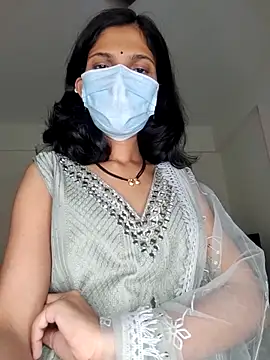 Shivani2002 online show from 12, 4, 2026