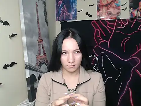 Em7MaA online show from 5, 11, 2025